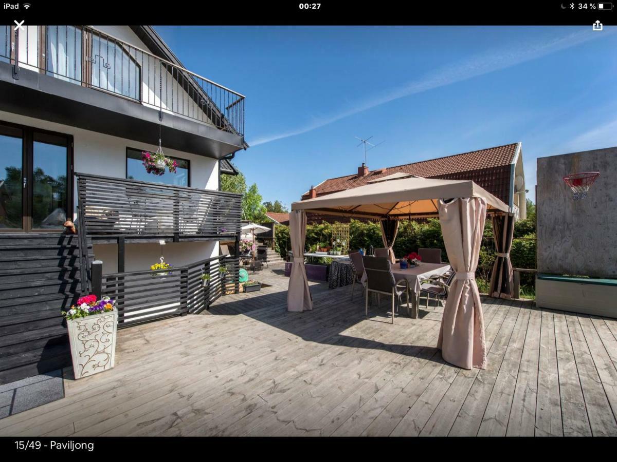 Lagenhet I Villa Pa Fornudden Tyreso Exterior photo